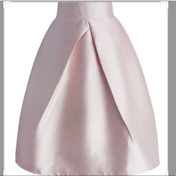 Full soft pink skirt NWOT